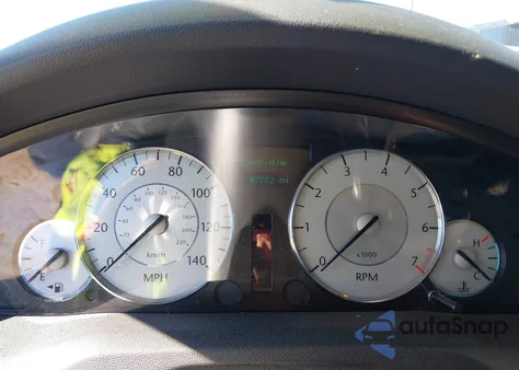 2008 Chrysler 300 Limited z USA, uszkodzony, nr VIN 2C3KA33G68H255957